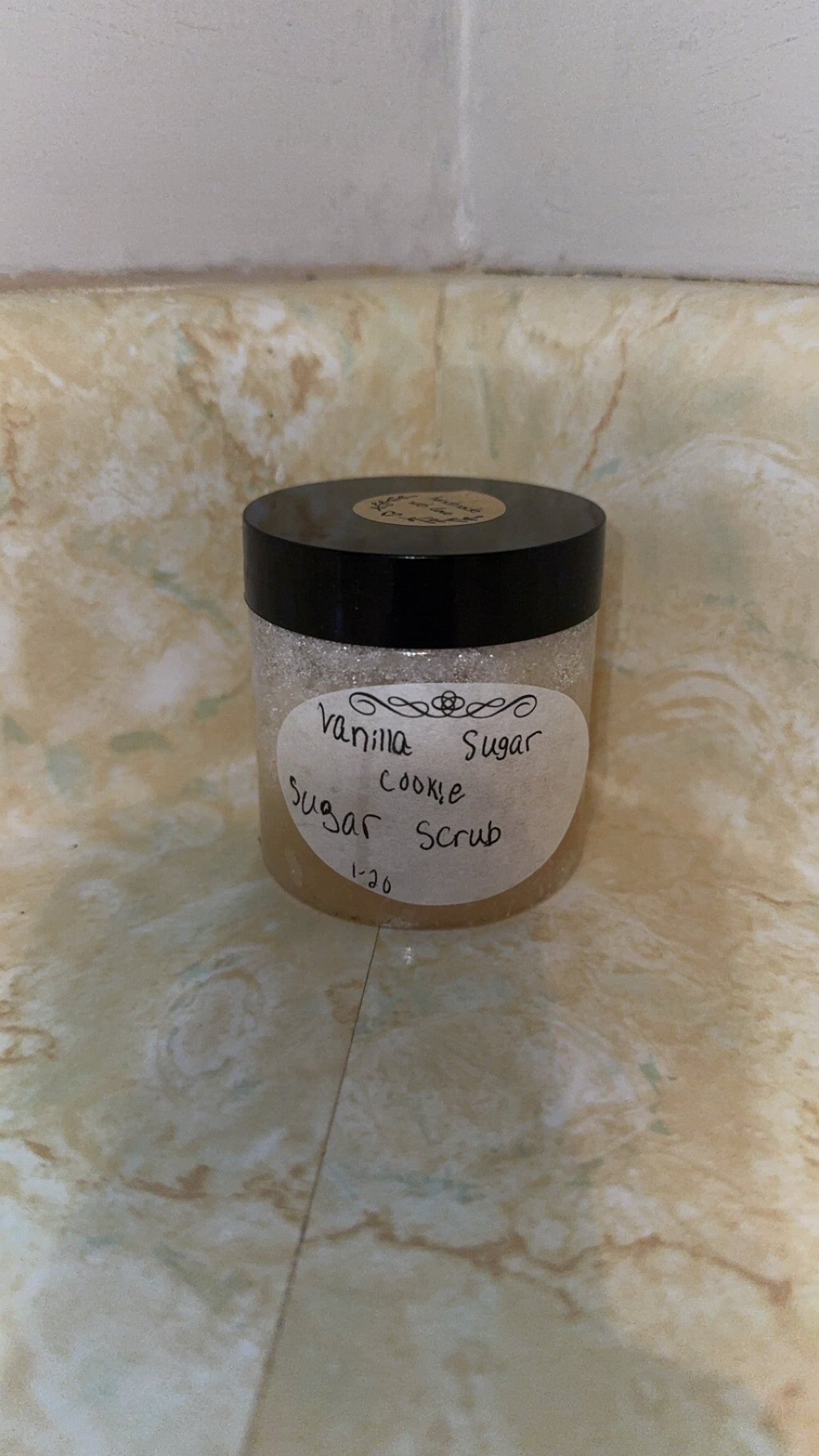 Vanilla sugar scrub