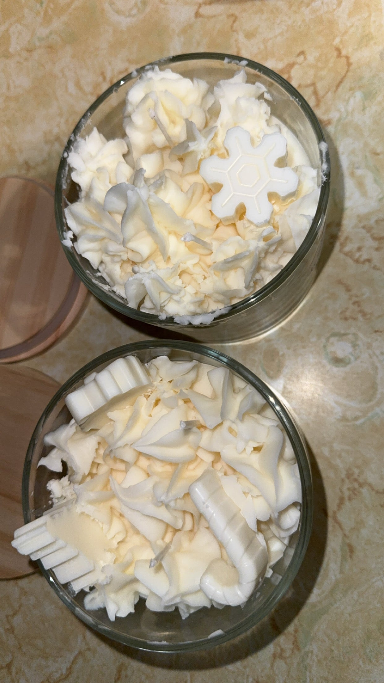 Whipped vanilla butter candle