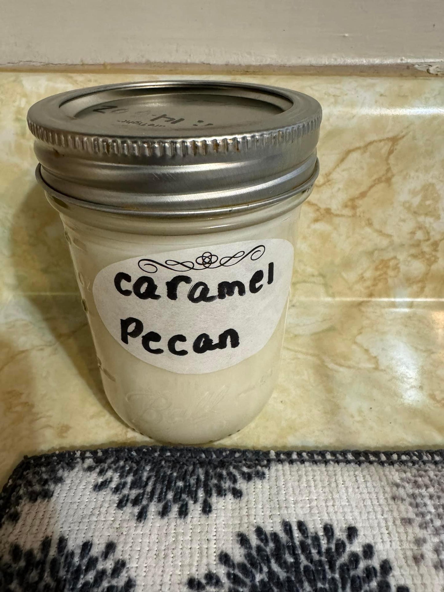 Caramel pecan Candle